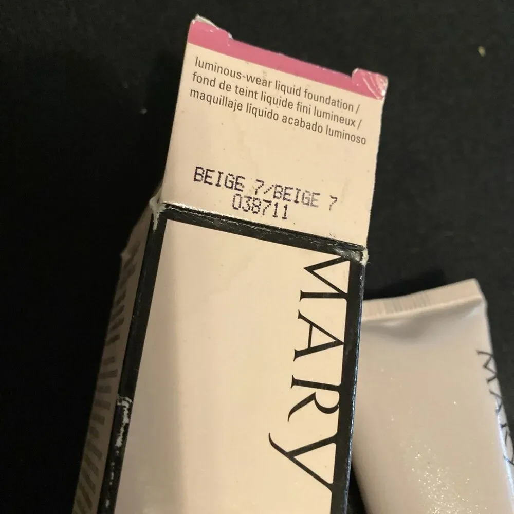 Mary Kay Timewise Luminous Wear Foundation Beige 7